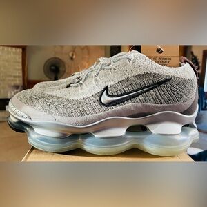 Nike Air Max Scorpion FK
Metallic silver (FD4612-001)
Women’s 8
Youth 6.5
$129